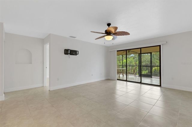 6462 WILD OAK BAY BOULEVARD 244, Bradenton, FL 34210