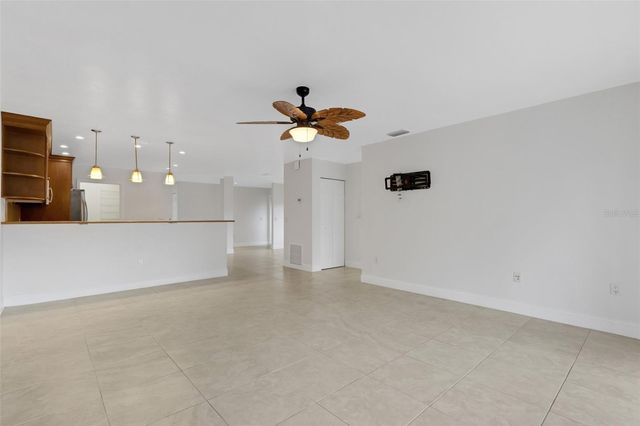 6462 WILD OAK BAY BOULEVARD 244, Bradenton, FL 34210