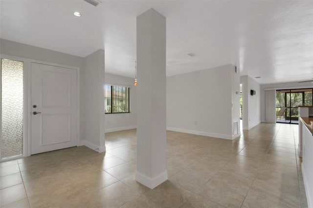 6462 WILD OAK BAY BOULEVARD 244, Bradenton, FL 34210