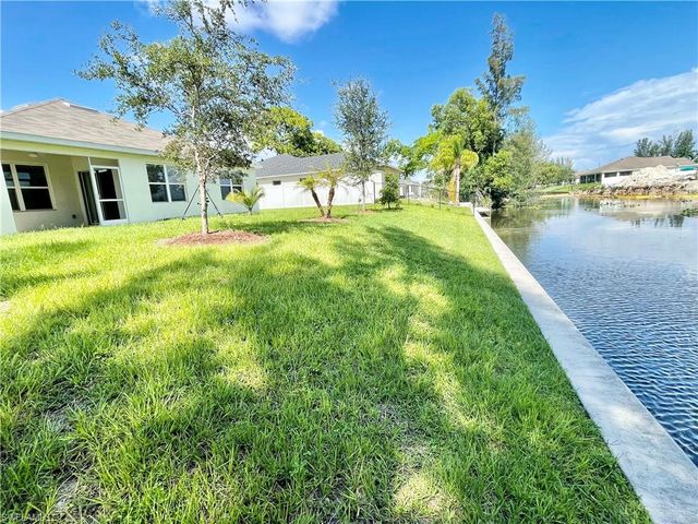 604 SW 26th ST, Cape Coral, FL 33914