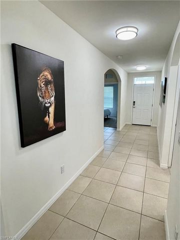 604 SW 26th ST, Cape Coral, FL 33914