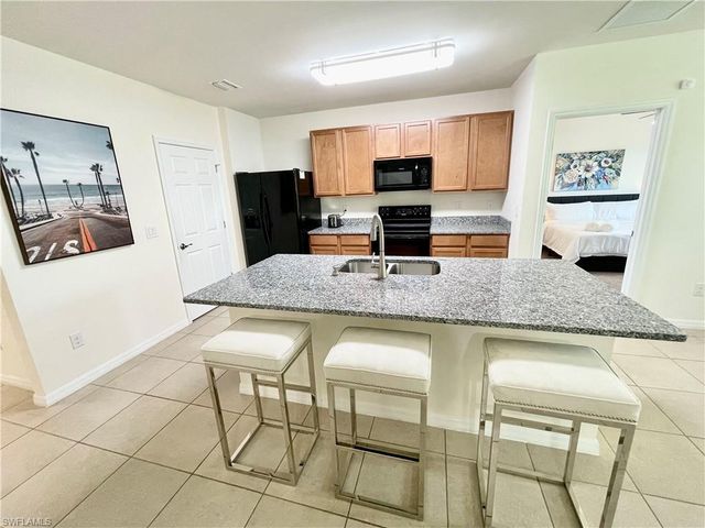 604 SW 26th ST, Cape Coral, FL 33914