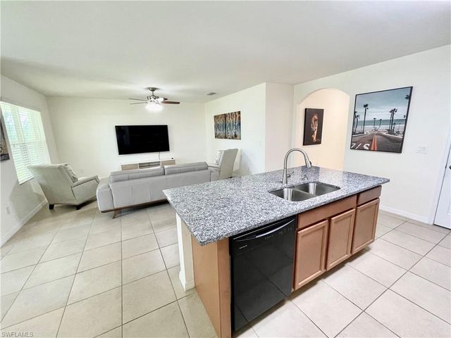 604 SW 26th ST, Cape Coral, FL 33914