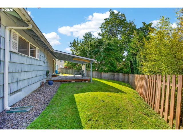4934 Se Malden Dr, Portland, OR 97206