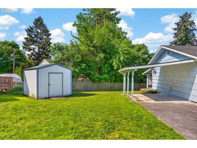 4934 Se Malden Dr, Portland, OR 97206