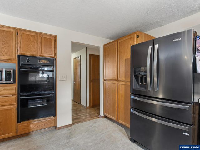 4554 Jan Ree Dr NE, Salem, OR 97305