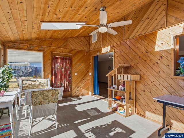 4554 Jan Ree Dr NE, Salem, OR 97305