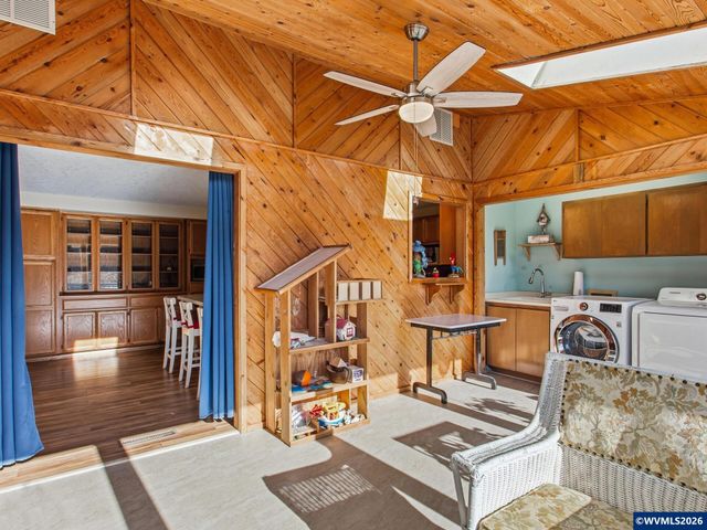 4554 Jan Ree Dr NE, Salem, OR 97305