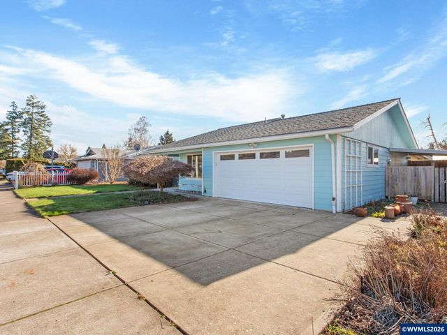4554 Jan Ree Dr NE, Salem, OR 97305