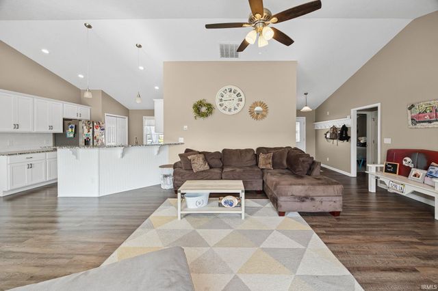 202 Diamond Lane, Crawfordsville, IN 47933