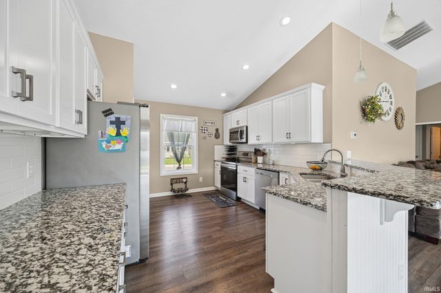 202 Diamond Lane, Crawfordsville, IN 47933