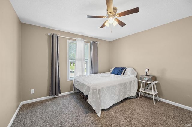 202 Diamond Lane, Crawfordsville, IN 47933