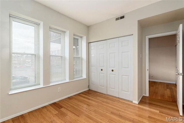 5567 Pershing Avenue 2W, St Louis, MO 63112