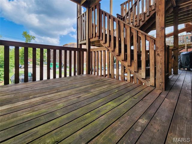 5567 Pershing Avenue 2W, St Louis, MO 63112