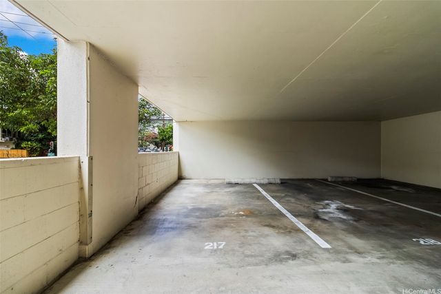 1201 Wilder Avenue 3003, Honolulu, HI 96822