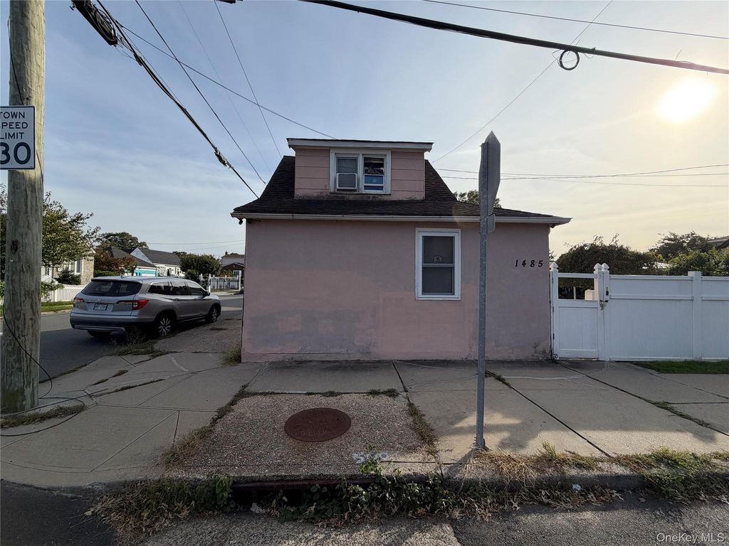 1485 Surprise Street, Elmont, NY 11003 — photo 3