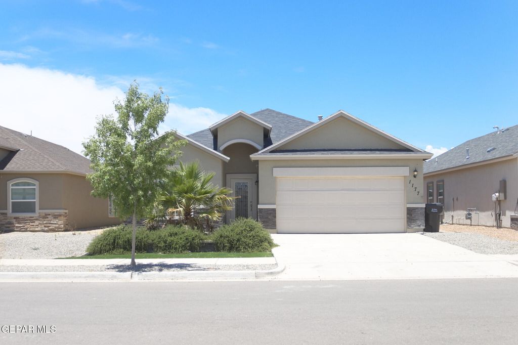 1177 Night Sky Street, El Paso, TX 79928