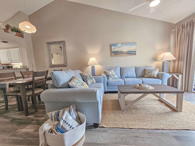 204 Baslow Ct Apt 20H, Myrtle Beach, SC 29572