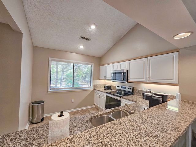 204 Baslow Ct Apt 20H, Myrtle Beach, SC 29572