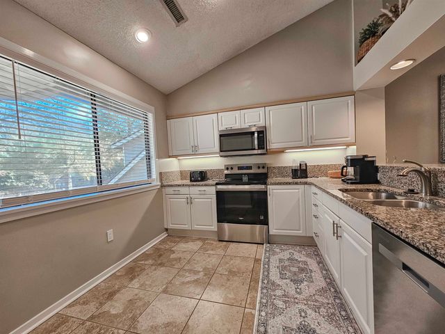 204 Baslow Ct Apt 20H, Myrtle Beach, SC 29572