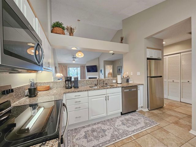 204 Baslow Ct Apt 20H, Myrtle Beach, SC 29572