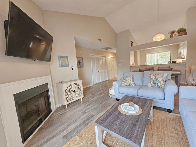 204 Baslow Ct Apt 20H, Myrtle Beach, SC 29572