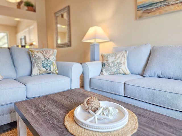 204 Baslow Ct Apt 20H, Myrtle Beach, SC 29572