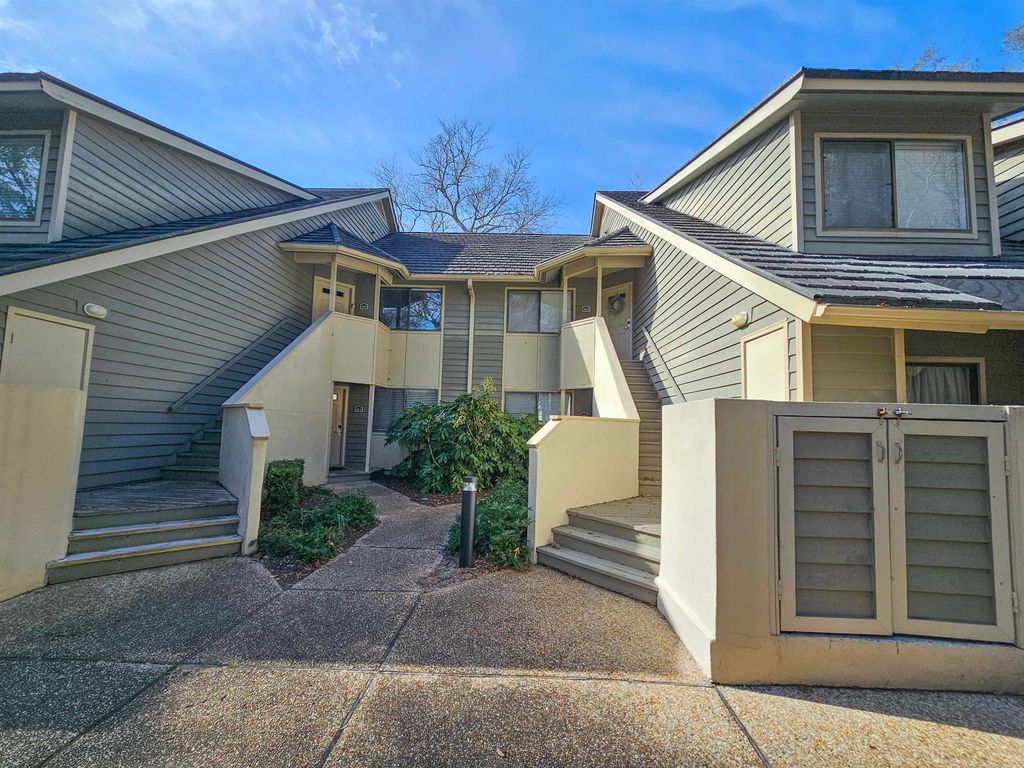 204 Baslow Ct Apt 20H, Myrtle Beach, SC 29572 — photo 2