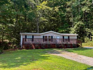 110 Blowing Cave Road, Gurley, AL 35748