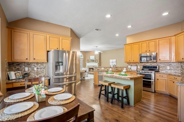 21102 Coldde Meadow Lane, Spring, TX 77379