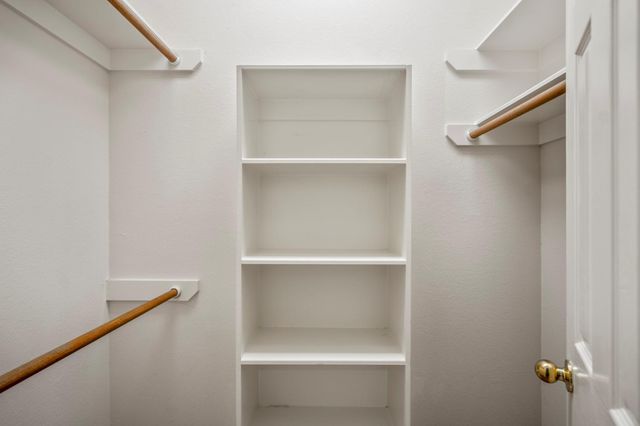 21102 Coldde Meadow Lane, Spring, TX 77379