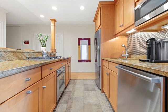 65 E India Row 26G, Boston, MA 02110