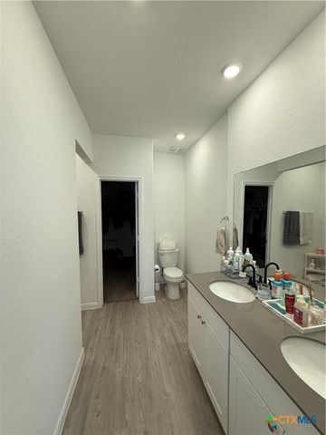 12915 Sage, St Hedwig, TX 78152
