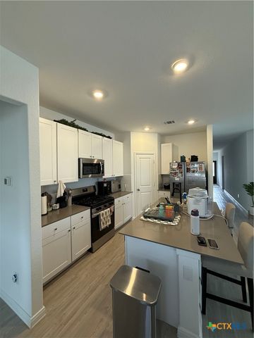12915 Sage, St Hedwig, TX 78152
