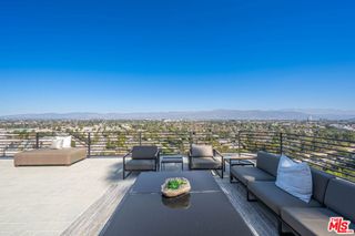 11725 Laurelwood Drive, Studio City, CA 91604