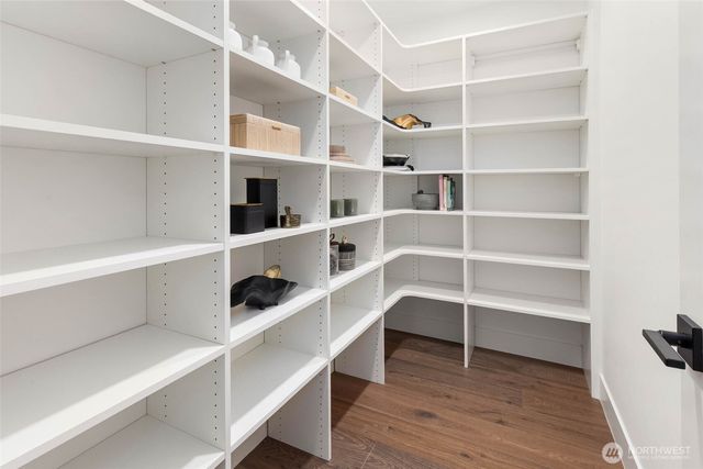 10620 NE 28th Place, Bellevue, WA 98004