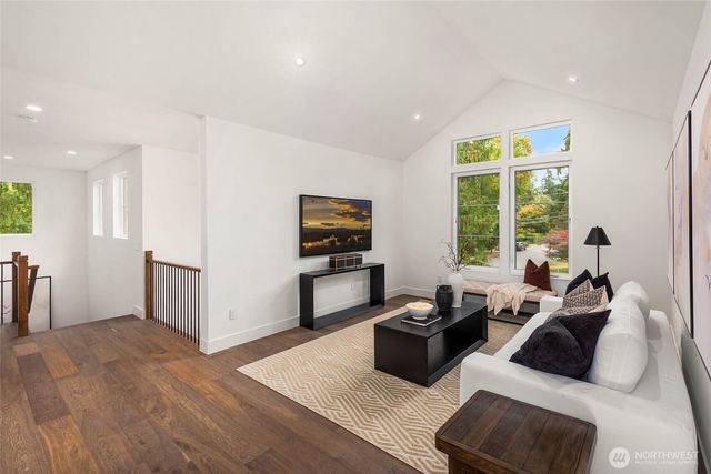 10620 NE 28th Place, Bellevue, WA 98004