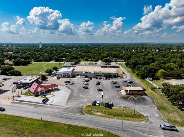 208 Pecan Street, Clyde, TX 79510