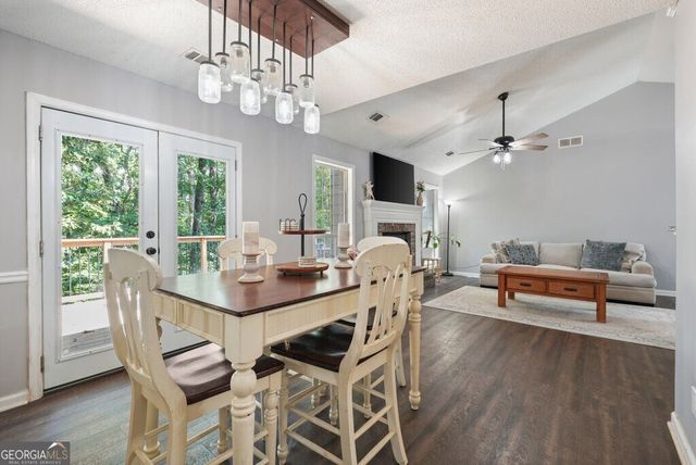 1372 Towne Harbor Trail, Woodstock, GA 30189