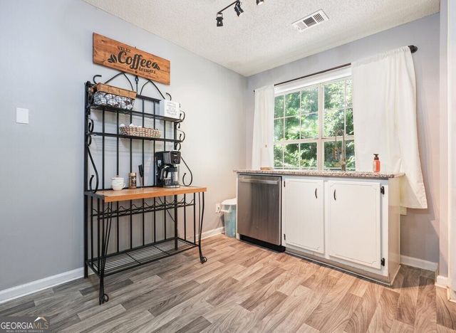 1372 Towne Harbor Trail, Woodstock, GA 30189