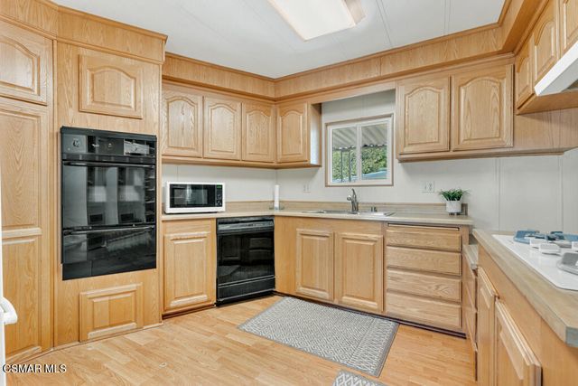 2779 Thunderbird Drive 80, Thousand Oaks, CA 91362