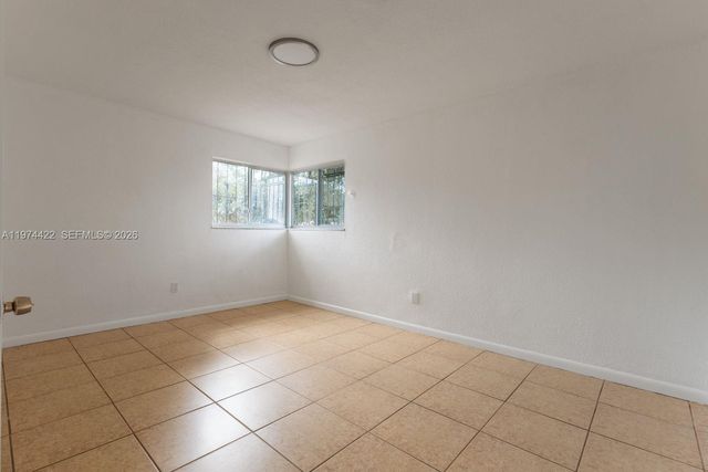 1301 NE 153rd St, North Miami Beach, FL 33162