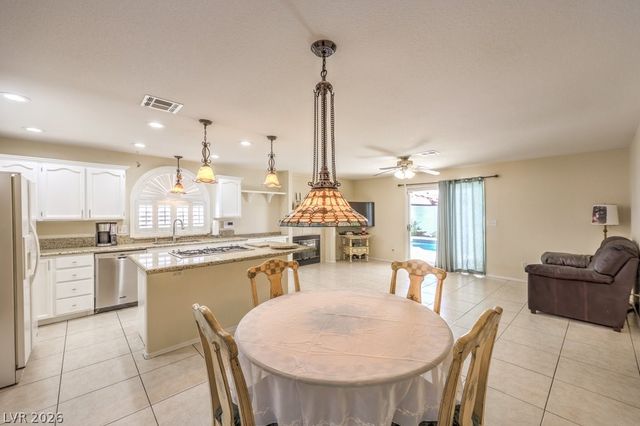 7405 Blue Sage Court, Las Vegas, NV 89129