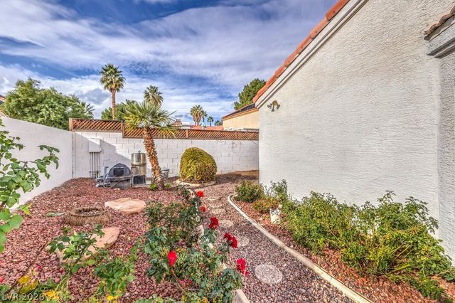 7405 Blue Sage Court, Las Vegas, NV 89129