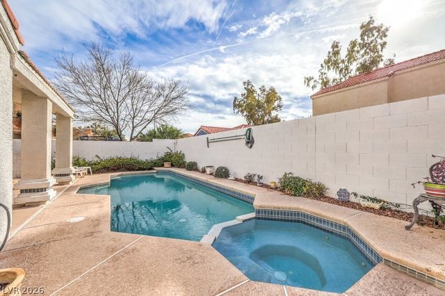 7405 Blue Sage Court, Las Vegas, NV 89129