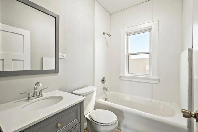 2810 Milwaukee Street, Madison, WI 53704