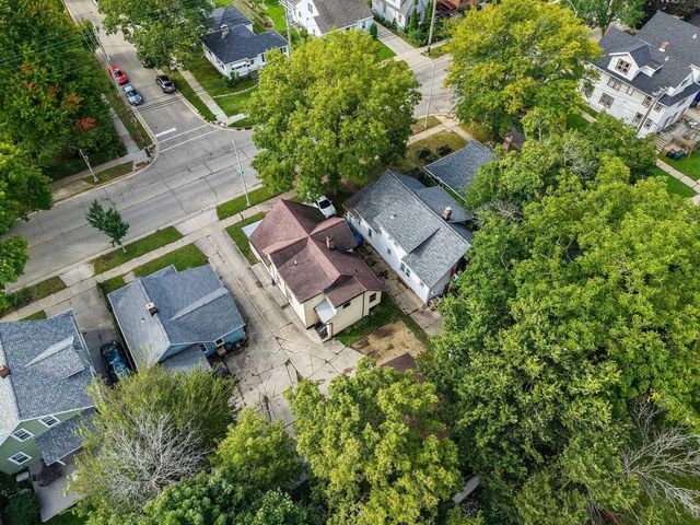 2810 Milwaukee Street, Madison, WI 53704