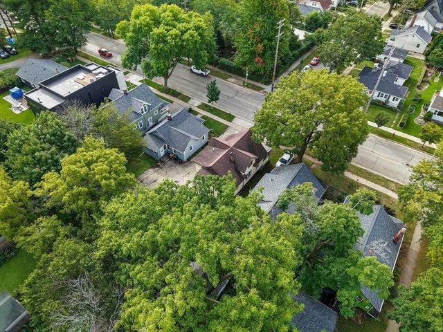 2810 Milwaukee Street, Madison, WI 53704