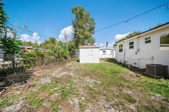 1644 Pawnee ST, Fort Myers, FL 33916