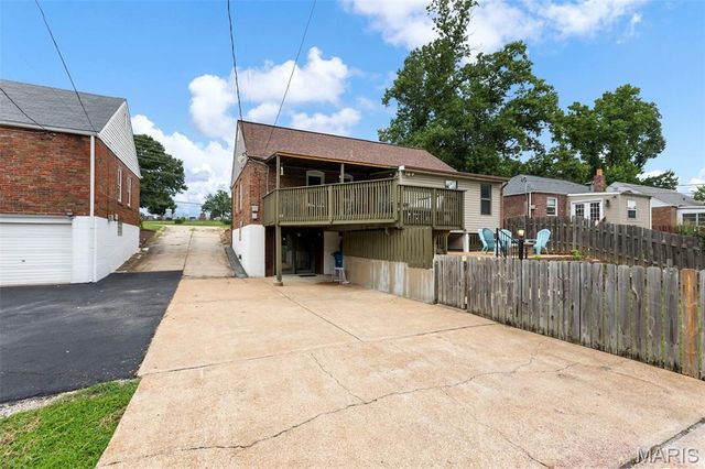 7258 Mackenzie Road, Affton, MO 63123